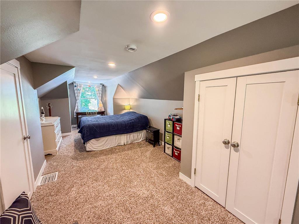 1316 W Fairview Avenue Olivia MN 56277 7084813 image29