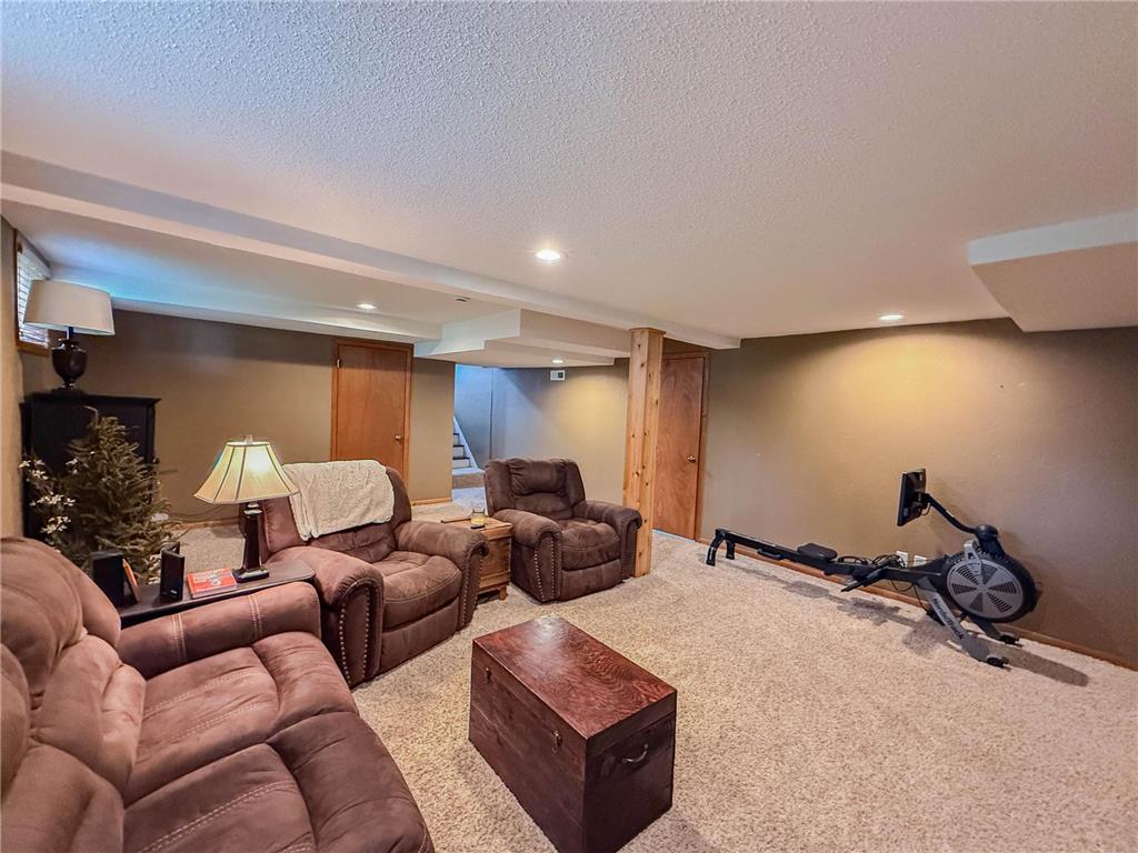 1316 W Fairview Avenue Olivia MN 56277 7084813 image34