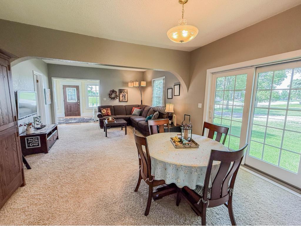 1316 W Fairview Avenue Olivia MN 56277 7103381 image15
