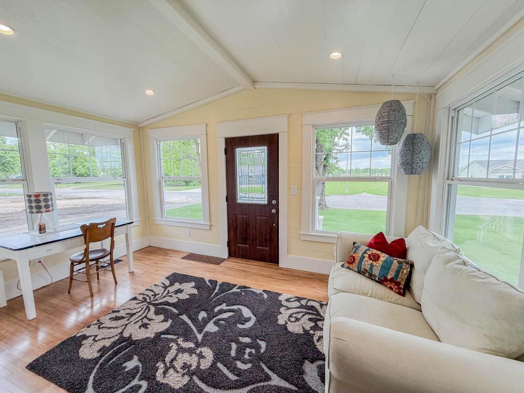 1316 W Fairview Avenue Olivia MN 56277 7103381 image6