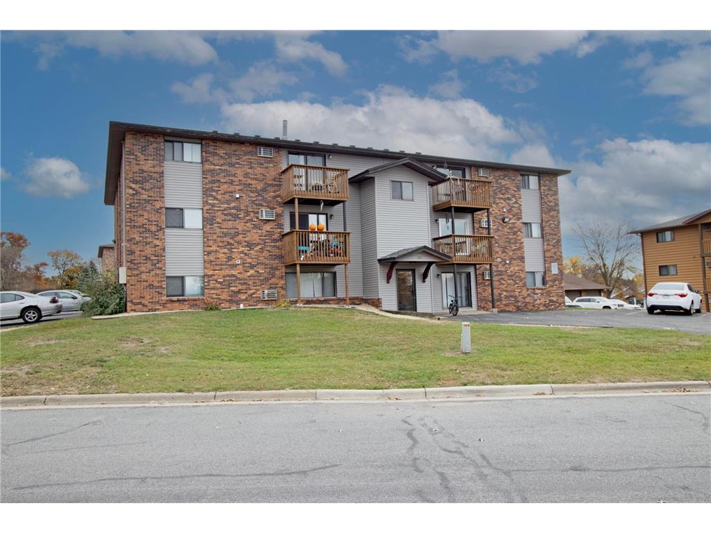 1317 13th Street Circle Sauk Rapids MN 56379 6818598 image1