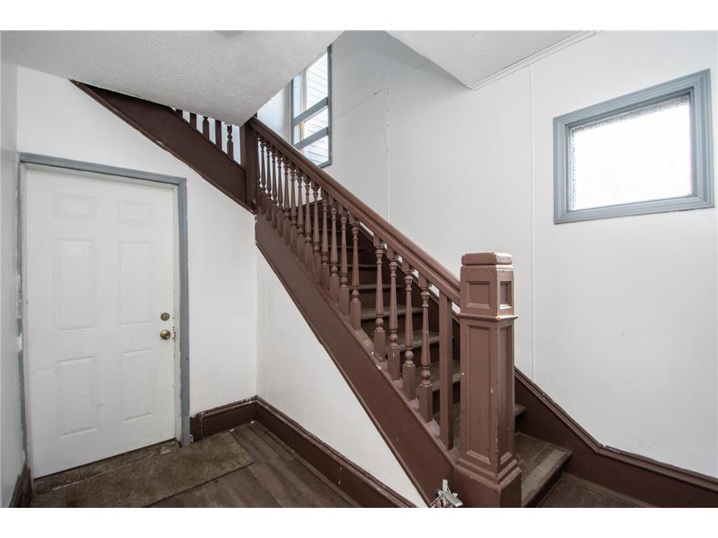 1317 1st Avenue N Fargo ND 58102 6682491 image2