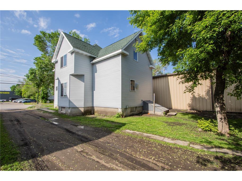 1317 1st Avenue N Fargo ND 58102 6682491 image32