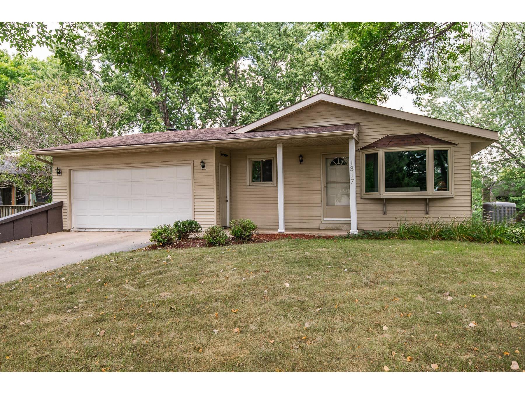 1317 38th Street NW Rochester MN 55901 6085804 image1