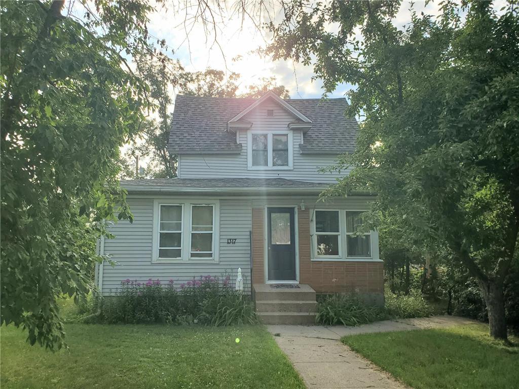 1317 America Avenue NW Bemidji MN 56601 7102983 image2