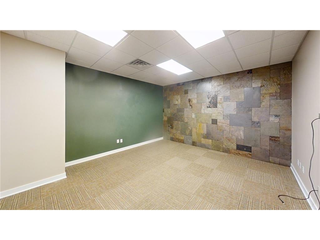 1317 Broadway Avenue SE Albert Lea MN 56007 7008700 image14