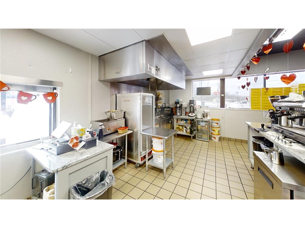 1317 Broadway Avenue SE Albert Lea MN 56007 7008700 image21