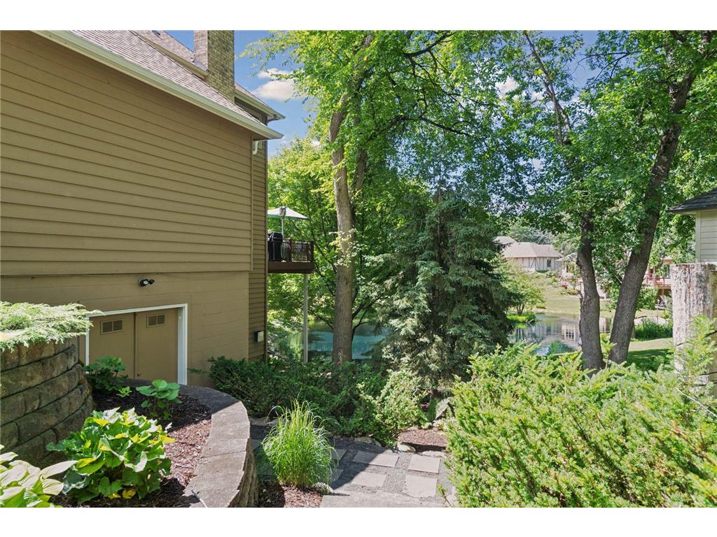 1317 Forest Park Lane Burnsville MN 55337 7094117 image41