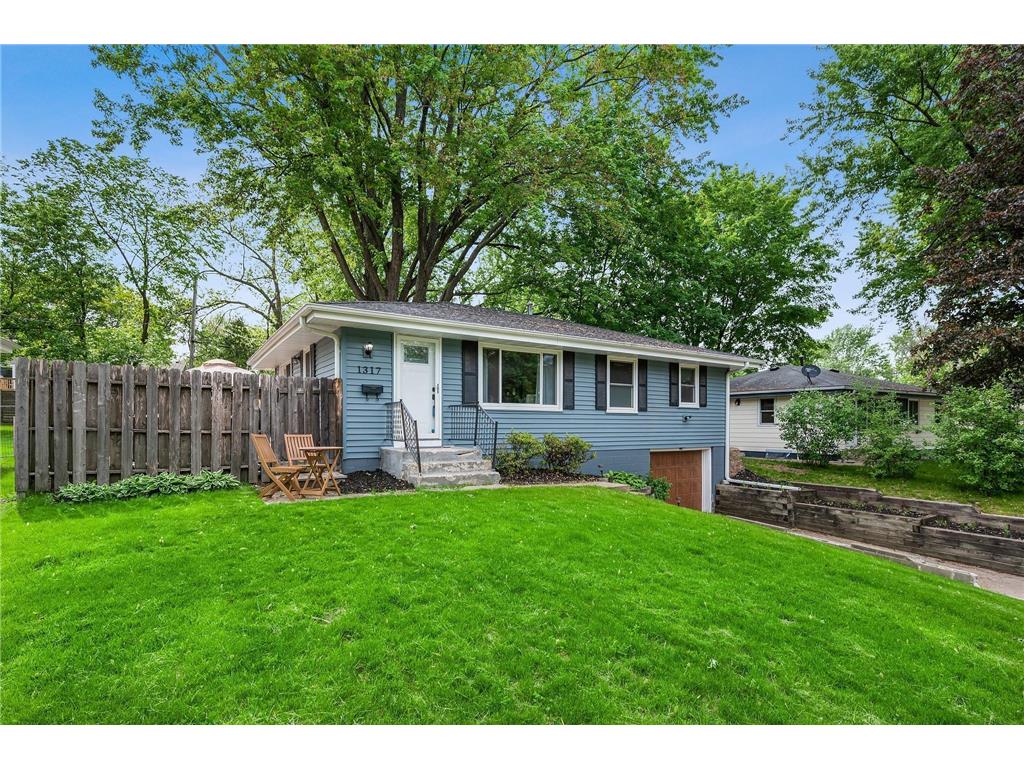 1317 Hillsboro Avenue N, Golden Valley, MN 55427 MLS 6205942 Edina