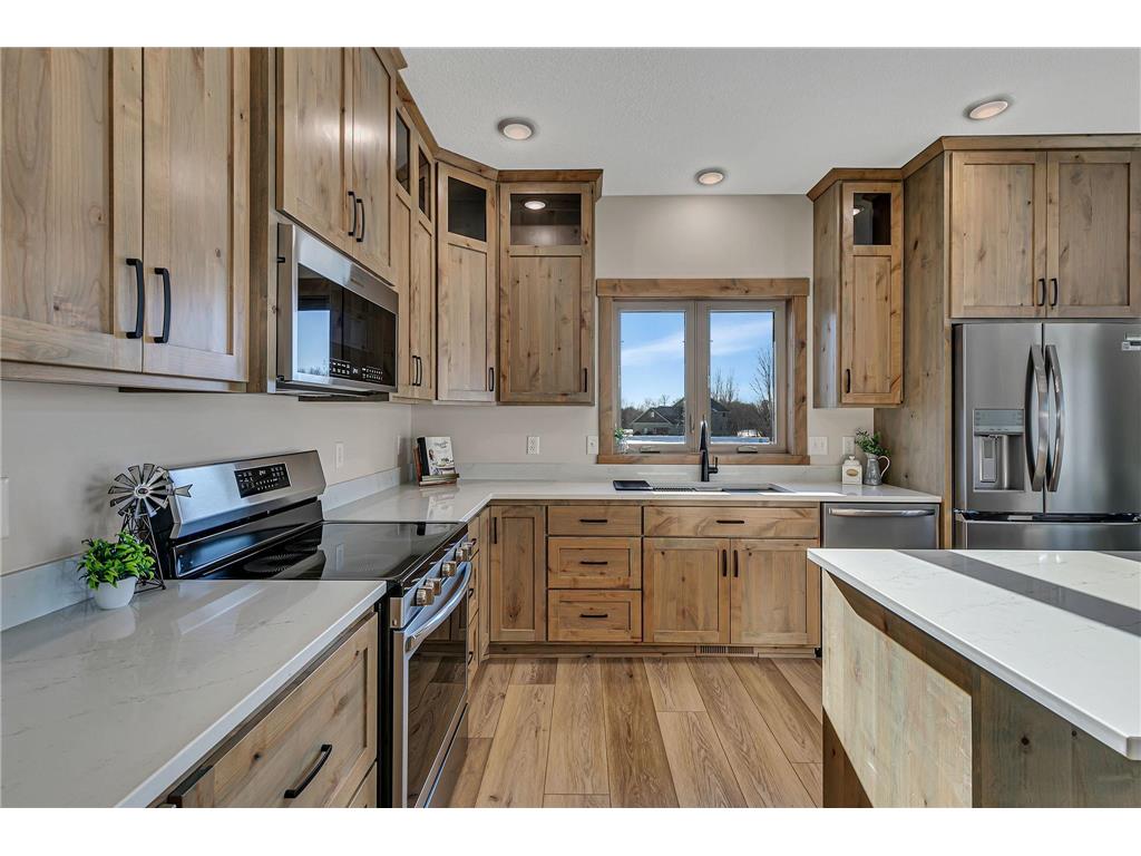 1317 Iris Lane Saint Joseph MN 56374 6813157 image3