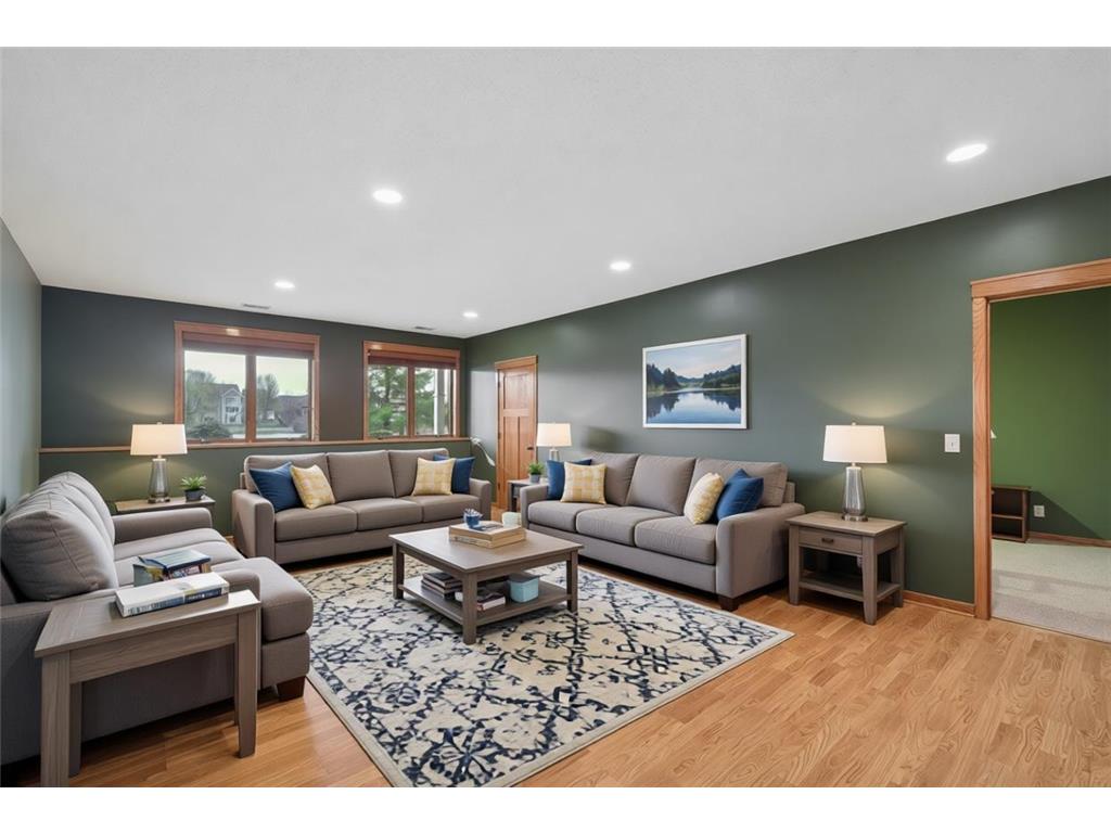 1317 Waters Path Woodbury MN 55129 7051715 image21