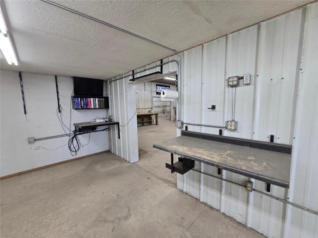 1318 161st Street Holland MN 56139 6818658 image70