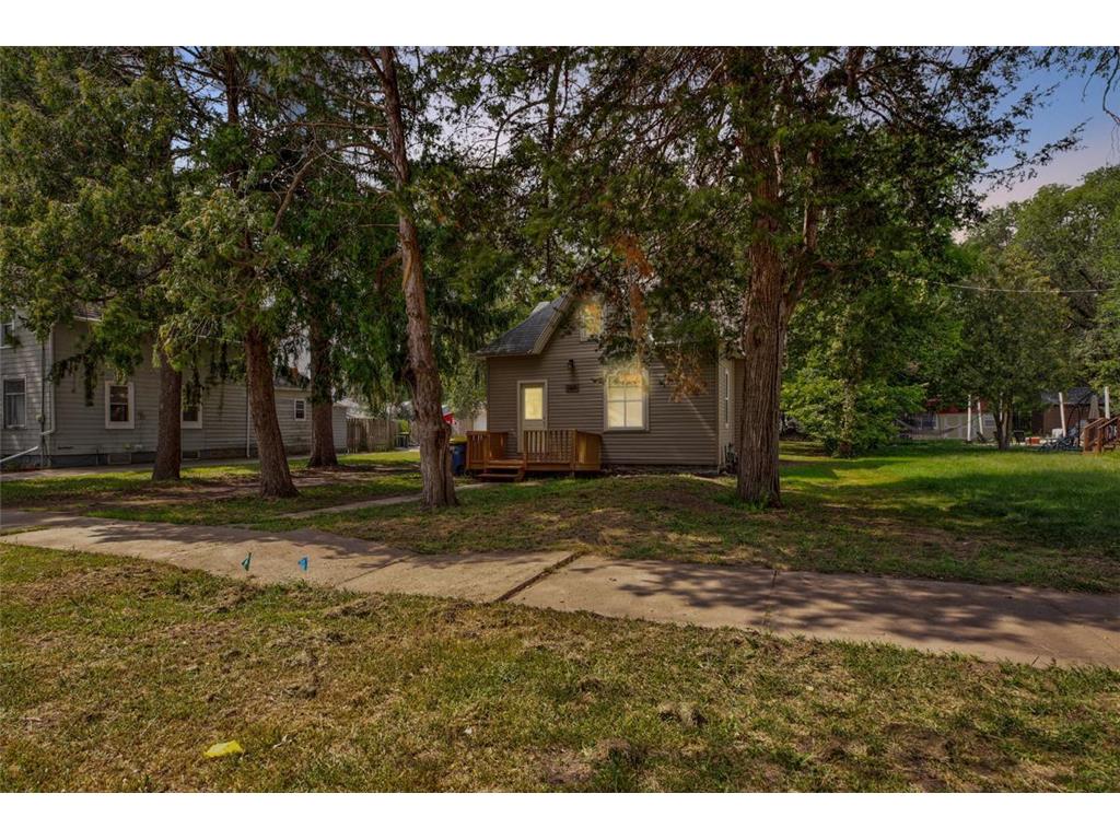 1318 1st Avenue NE Faribault MN 55021 6485030 image1