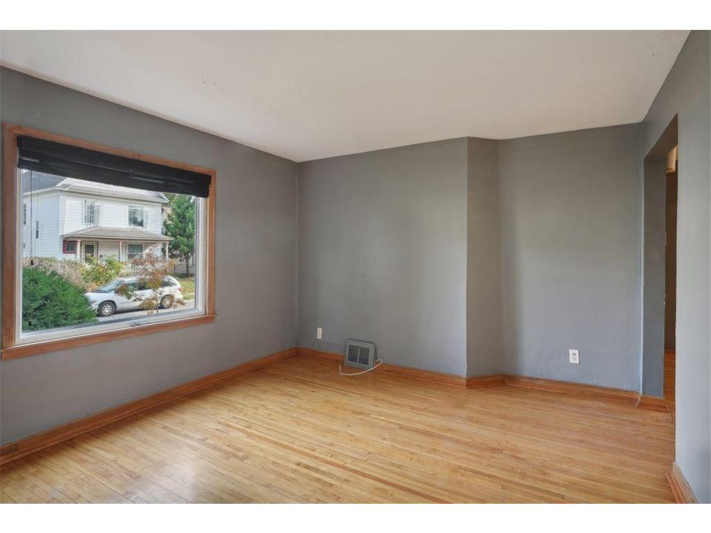 1318 5th Street NE Minneapolis MN 55413 7030246 image10