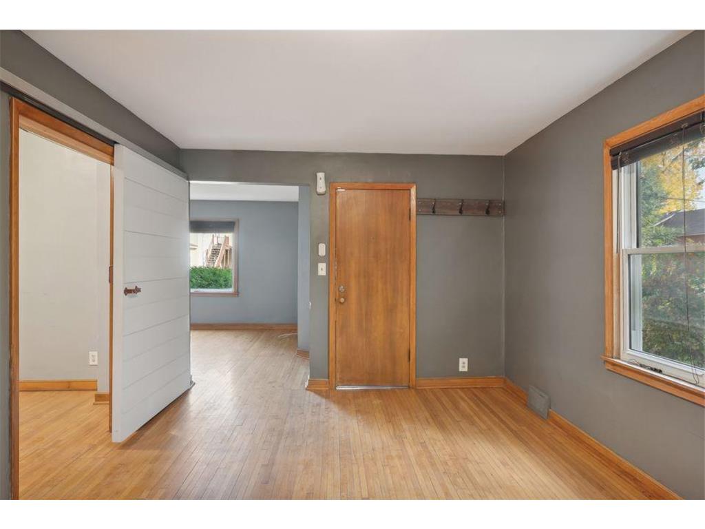 1318 5th Street NE Minneapolis MN 55413 7030246 image11