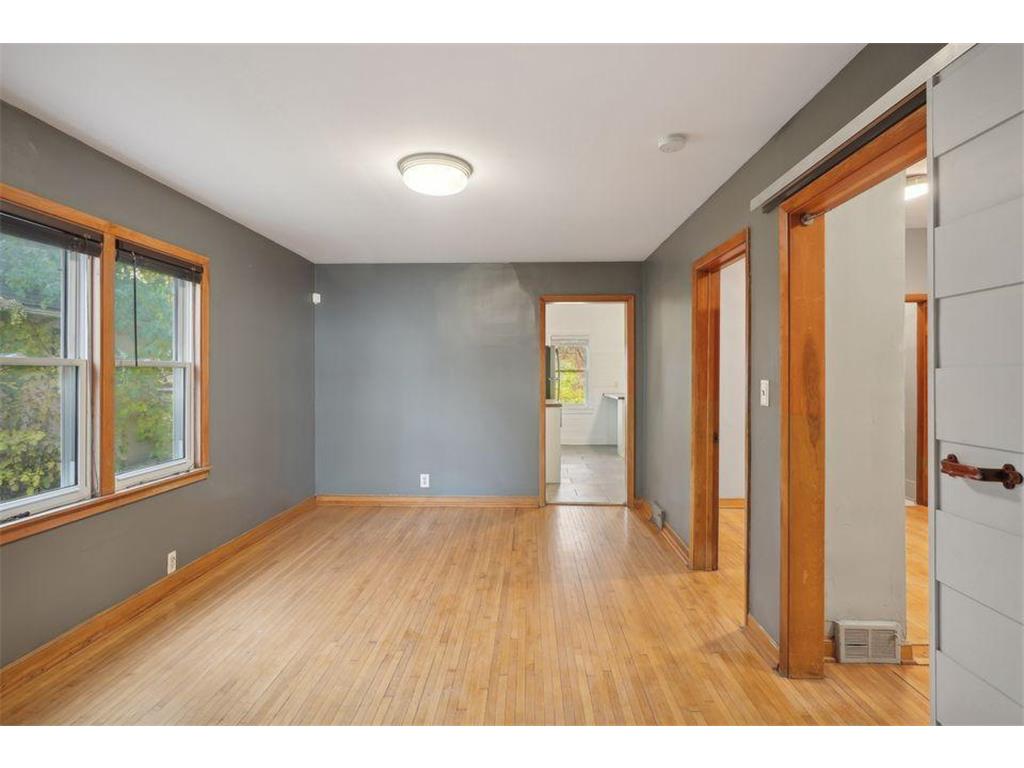 1318 5th Street NE Minneapolis MN 55413 7030246 image12