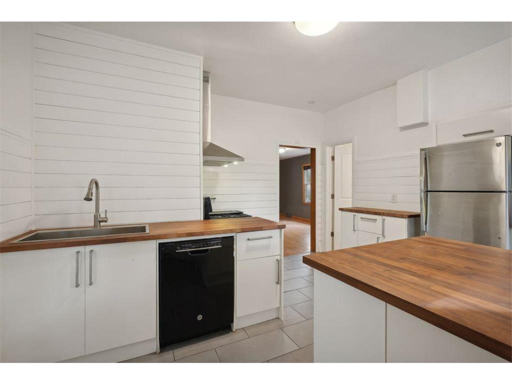 1318 5th Street NE Minneapolis MN 55413 7030246 image5