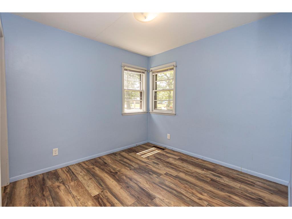1318 Irving Street Alexandria MN 56308 7094979 image12