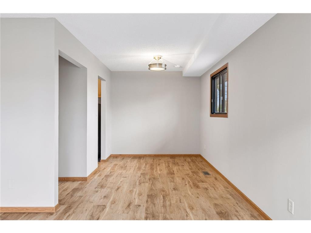 1318 Landmark Trail N Hopkins MN 55343 7017504 image14