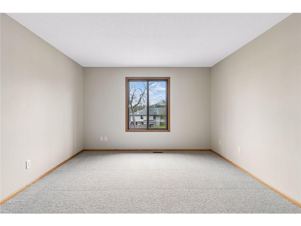 1318 Landmark Trail N Hopkins MN 55343 7017504 image27