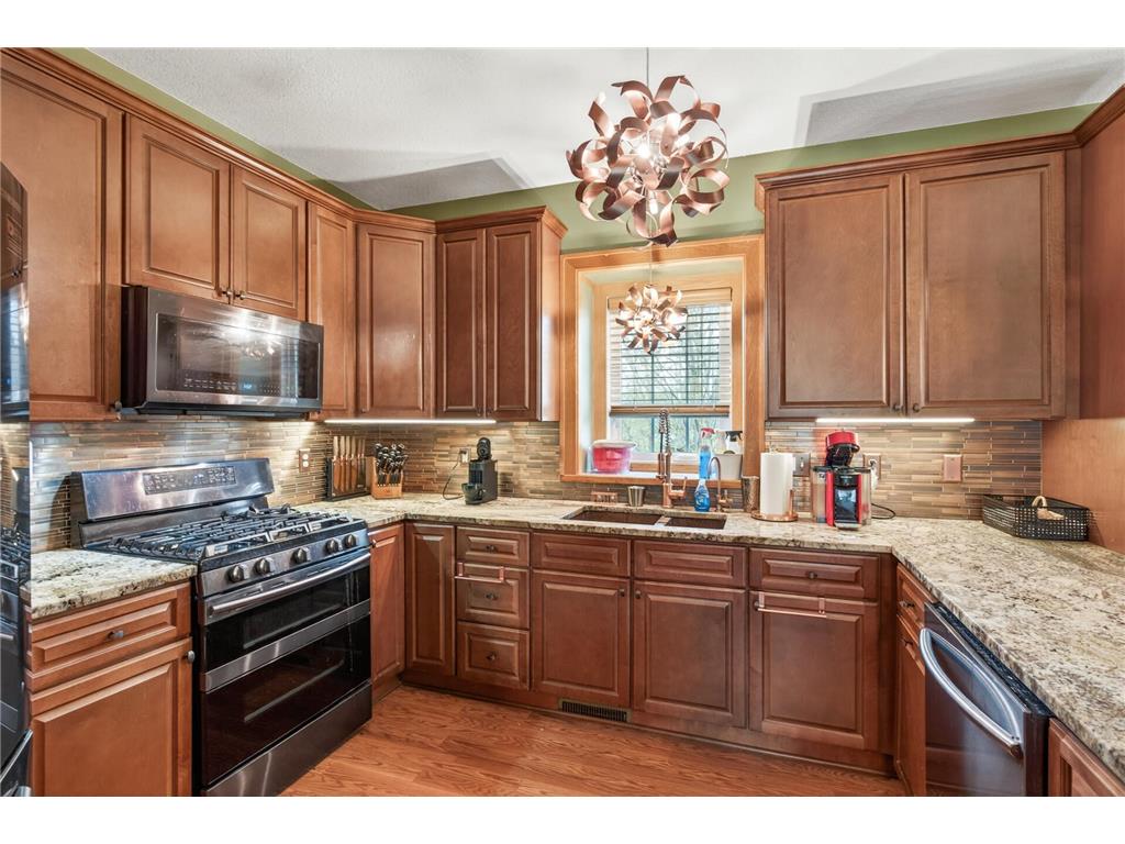 1318 Mcandrews Road E #23 Burnsville MN 55337 7058038 image11