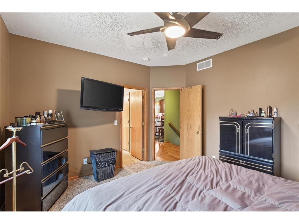 1318 Mcandrews Road E #23 Burnsville MN 55337 7058038 image14