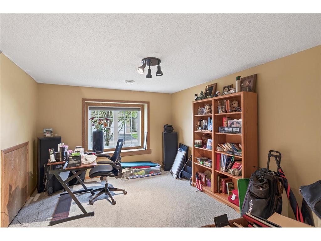 1318 Mcandrews Road E #23 Burnsville MN 55337 7058038 image17