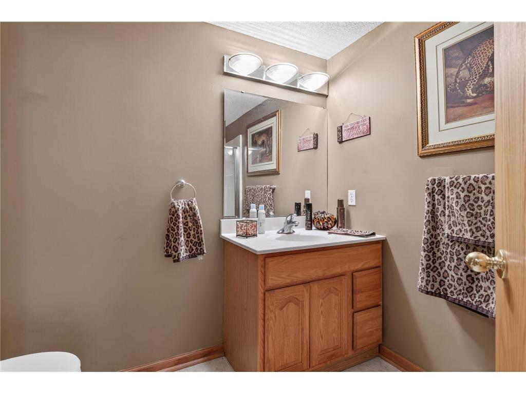 1318 Mcandrews Road E #23 Burnsville MN 55337 7058038 image20