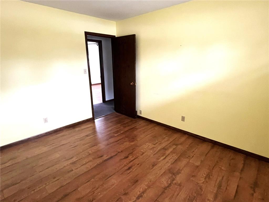 1318 W Chestnut Avenue Olivia MN 56277 7057982 image34