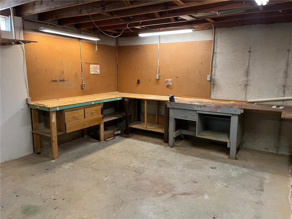 1318 W Chestnut Avenue Olivia MN 56277 7057982 image36