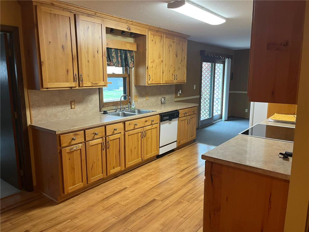 1318 W Chestnut Avenue Olivia MN 56277 7057982 image6