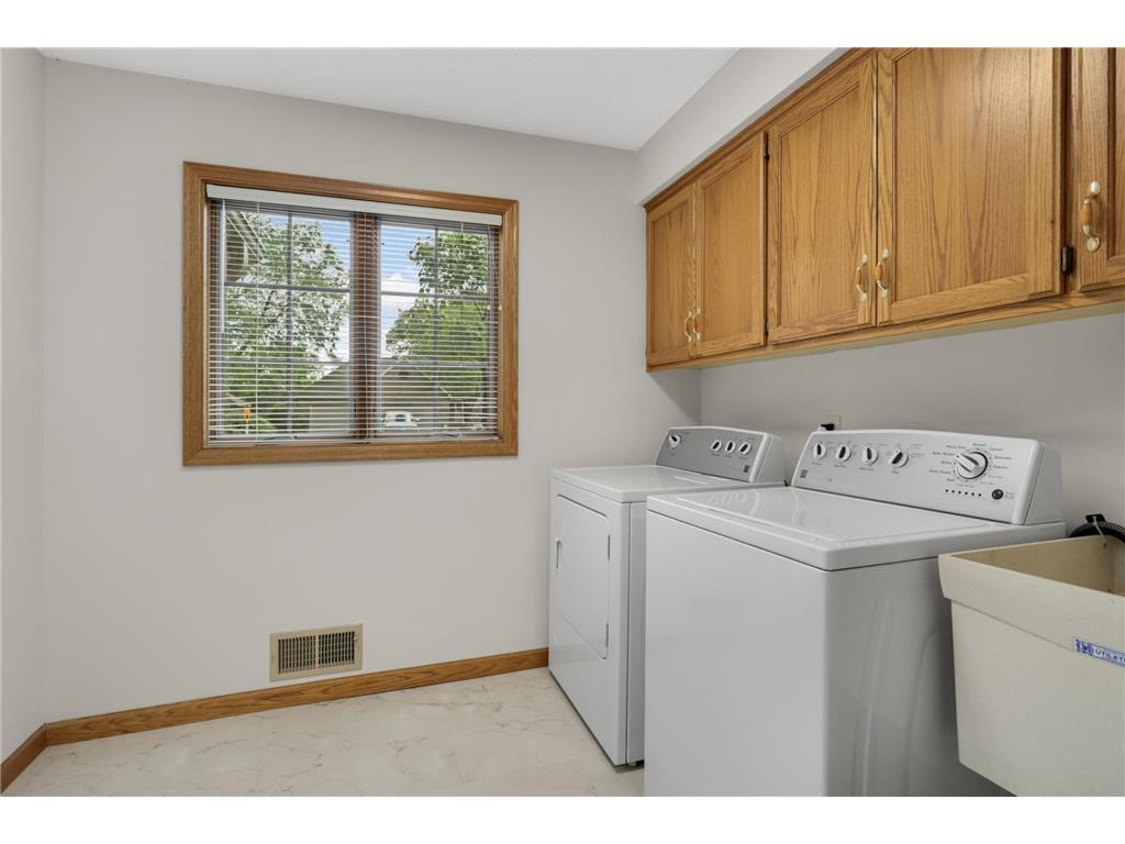 1318 W Royal Oaks Drive Shoreview MN 55126 6820670 image23