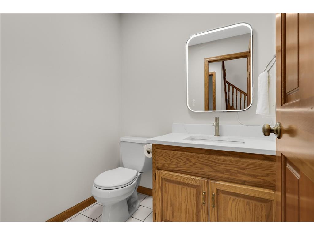 1318 W Royal Oaks Drive Shoreview MN 55126 6820670 image24