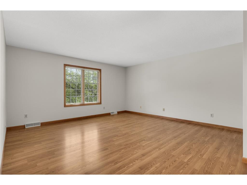 1318 W Royal Oaks Drive Shoreview MN 55126 6820670 image27