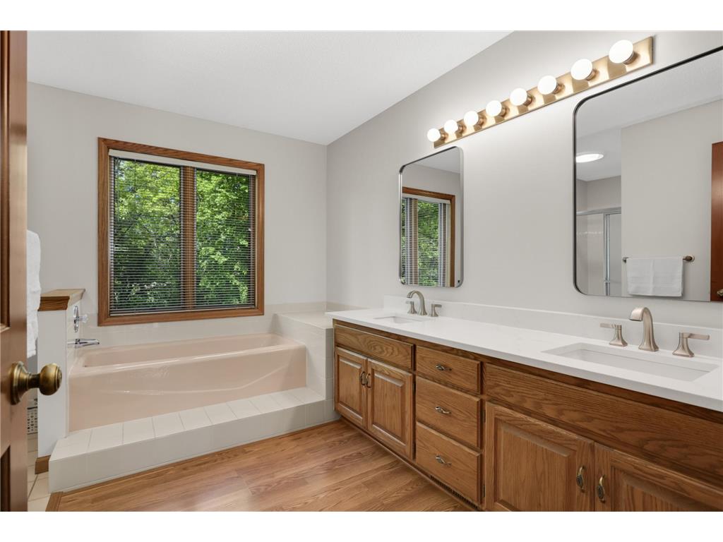 1318 W Royal Oaks Drive Shoreview MN 55126 6820670 image30
