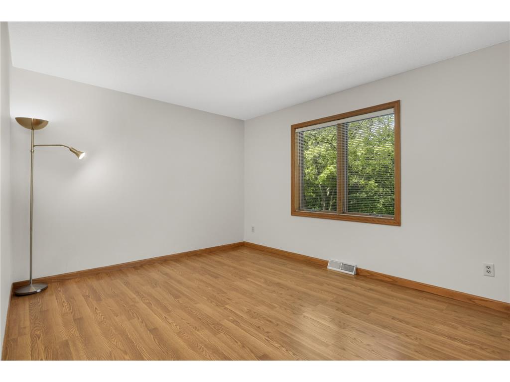 1318 W Royal Oaks Drive Shoreview MN 55126 6820670 image33