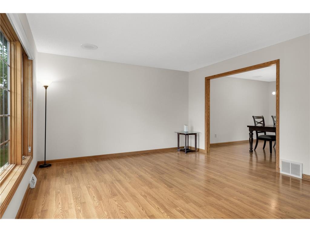 1318 W Royal Oaks Drive Shoreview MN 55126 6820670 image6
