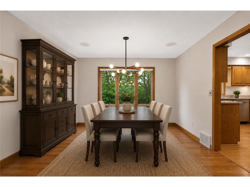 1318 W Royal Oaks Drive Shoreview MN 55126 6820670 image9