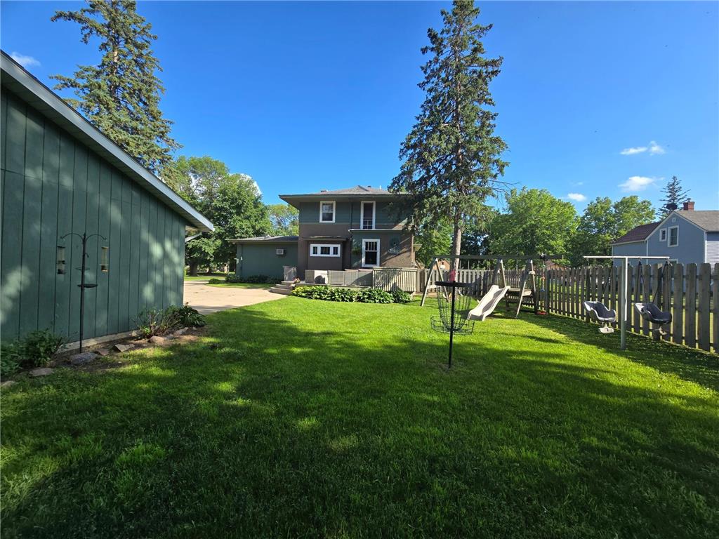 1319 3rd Avenue Mountain Lake MN 56159 6751050 image23