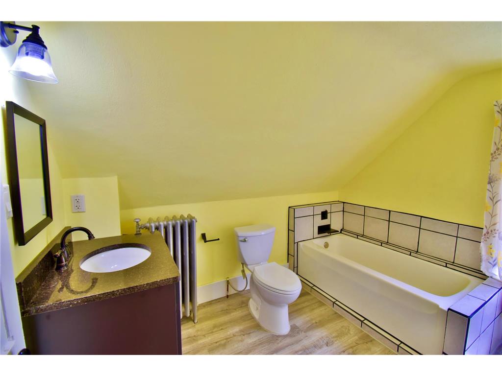 1319 Chandler Avenue N Glencoe MN 55336 7086255 image19