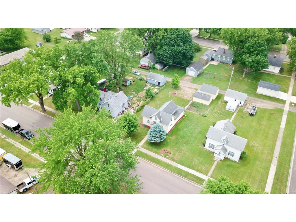 1319 Chandler Avenue N Glencoe MN 55336 7086255 image28