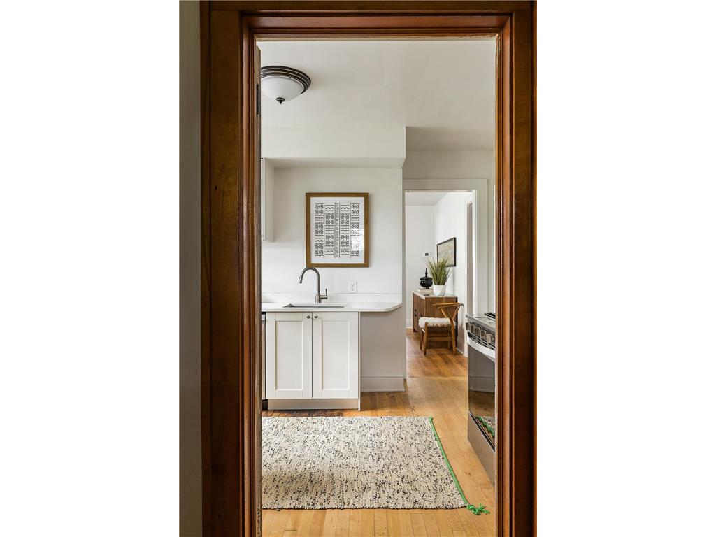 1319 Dayton Avenue Saint Paul MN 55104 6787142 image18