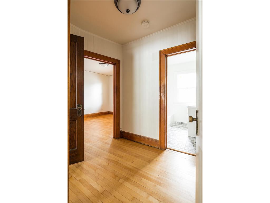 1319 Dayton Avenue Saint Paul MN 55104 6787142 image30