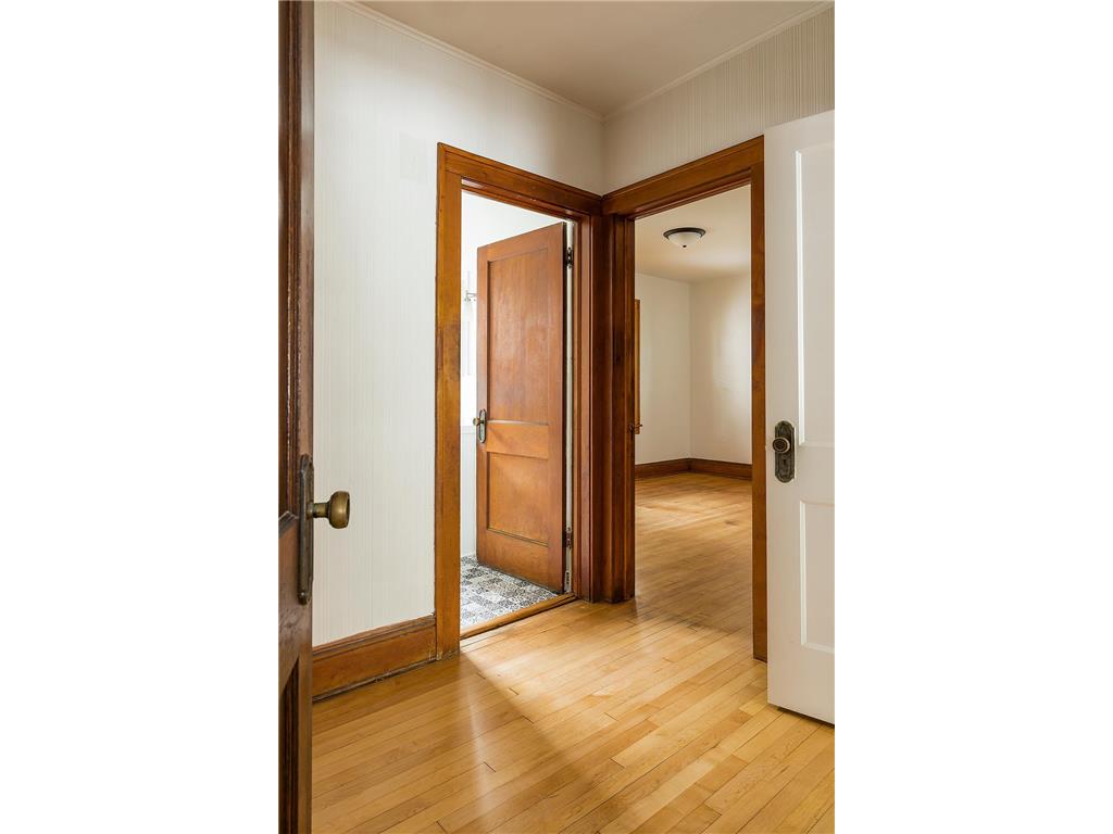 1319 Dayton Avenue Saint Paul MN 55104 6787142 image33