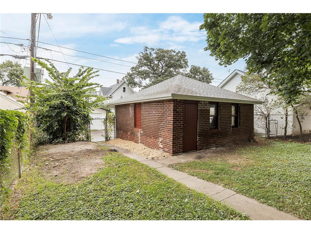 1319 Dayton Avenue Saint Paul MN 55104 6787142 image48