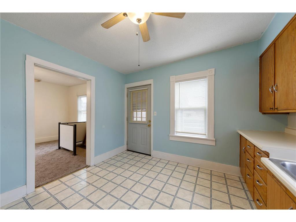 1319 George L Street Faribault MN 55021 7036061 image17