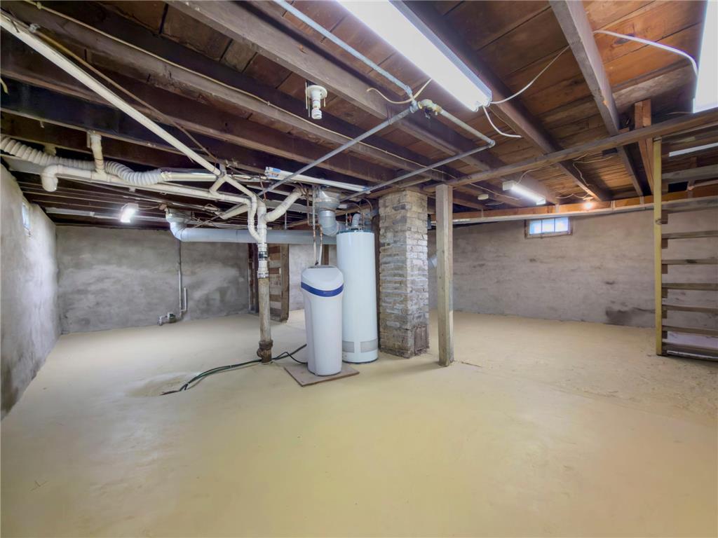 1319 George L Street Faribault MN 55021 7036061 image28