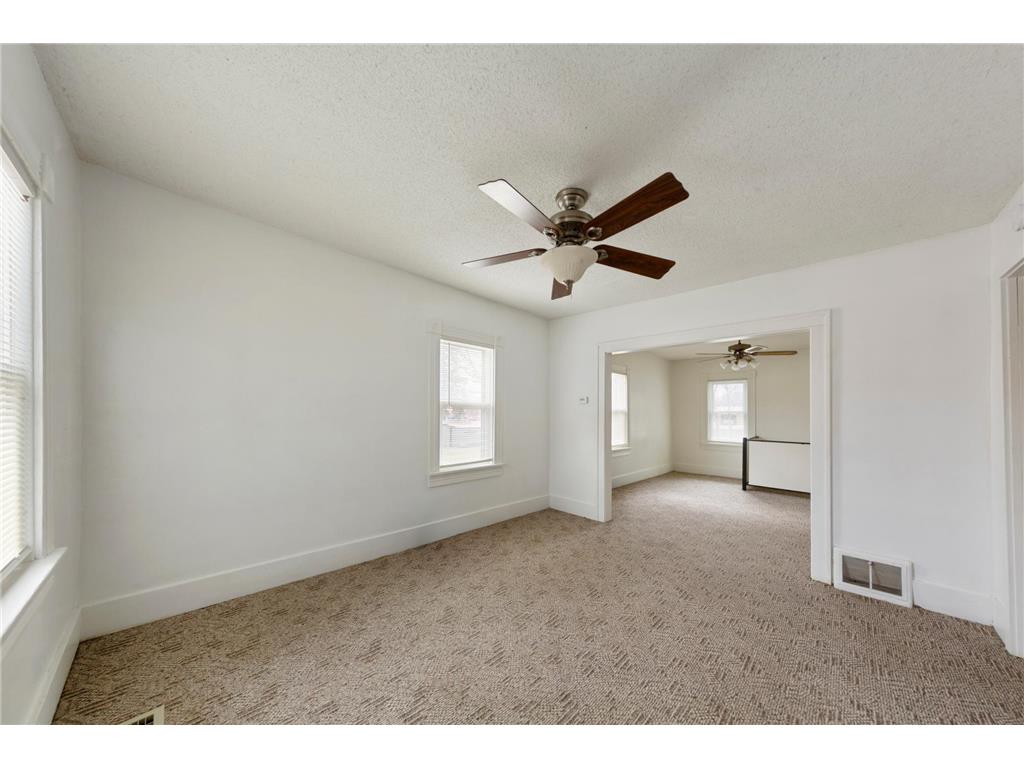 1319 George L Street Faribault MN 55021 7036061 image9