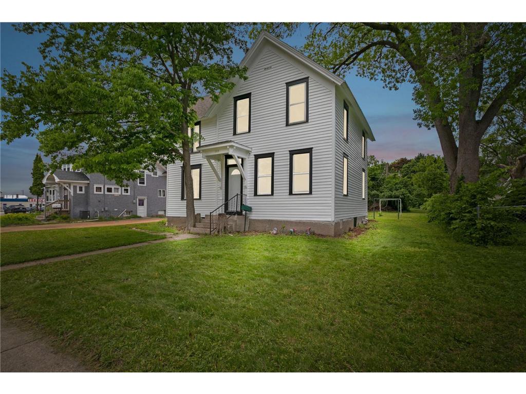 1319 Hennepin Avenue N Glencoe MN 55336 6730237 image1