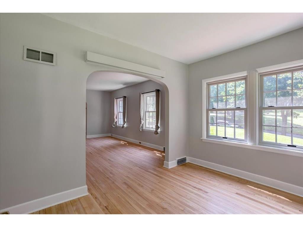 1319 Oakwood Avenue Menomonie WI 54751 7106733 image10